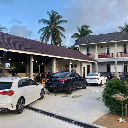 Lakse Inn Homestay Kampong Pengkalan Maras Exterior foto