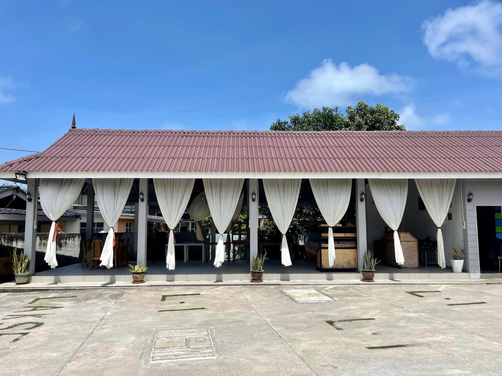 Lakse Inn Homestay Kampong Pengkalan Maras Exterior foto